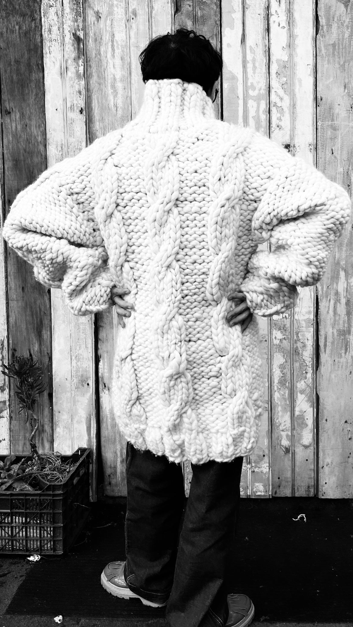 RANCA CHUNKY CABLE KNIT SWEATER