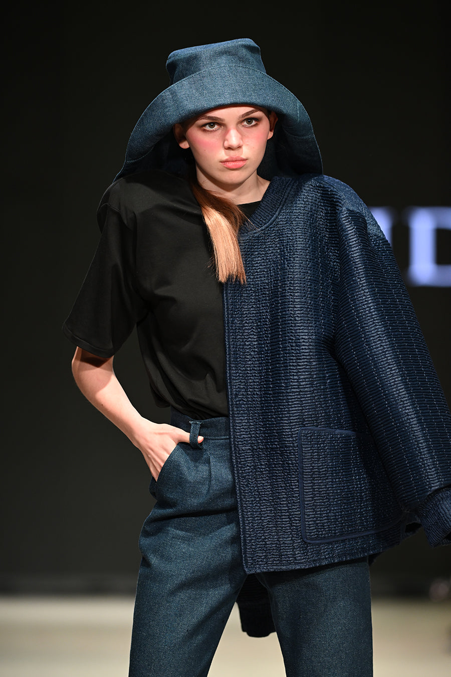 ESTRECHO bomber jacket